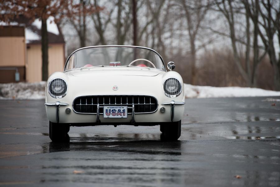  Chevrolet Corvette Polo White 1954 года  (фото 2 из 40)